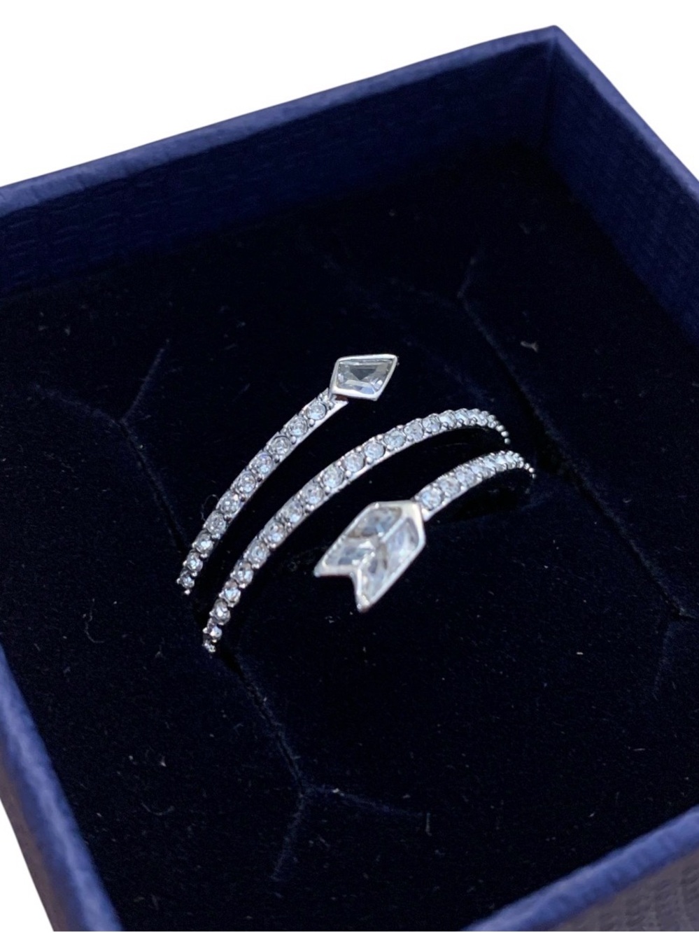 Swarovski Silver Triple Crystal Band Ring with Clear Stones SIZE8 - Picture 3 of 3